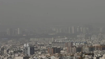 Tahran'da Hava Kirliliği Alarmı: Okullar Tatil Edildi!