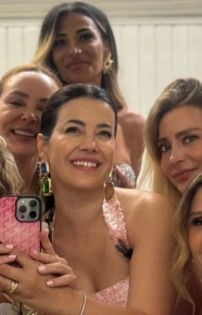 Eda Erol Evlendi! Kına Gecesinde Yaşananlar Gündem Oldu