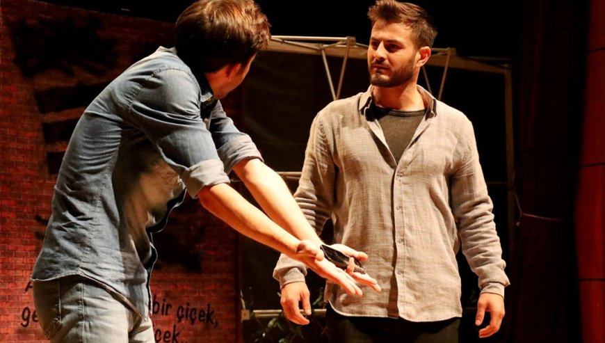 Sakarya'da Filistin konulu tiyatro oyunu